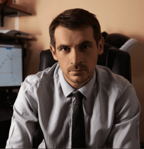 Инвестор Алексей Адамович