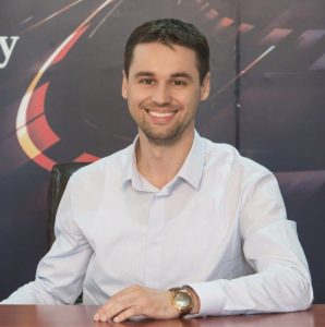 Виктор Макеев
