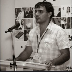 Саро Микаелян