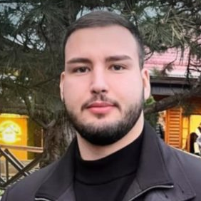 Alekskhadeev
