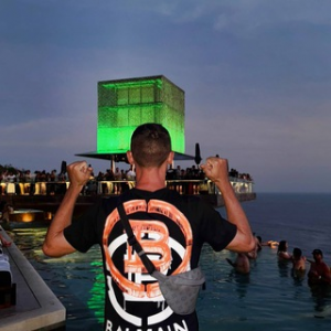 Alex Инвестируй с Умом