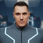 Олег Карнаух