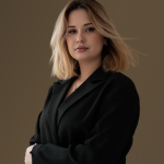 Алена Атаманова