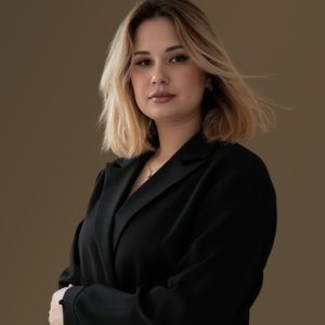 Алена Атаманова