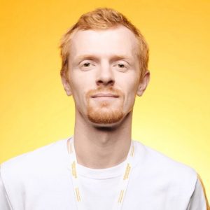 Рыжий М