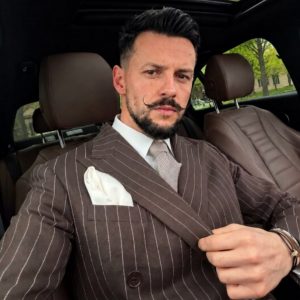 Усатый Папа Ращу Капитал и Сына